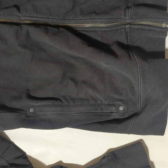 LULULEMON Men's Size Large Black Zip Up Hoodie - Picture 2 of 7